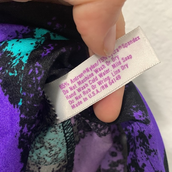 Vintage Gear 1 80s Print Cropped Tank Top - Picture 5 of 7